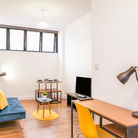 Split Level Studio Apartment In Camden London Eksteriør bilde